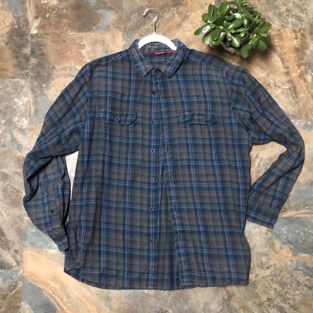 COPY - North Face long sleeve button up flannel.